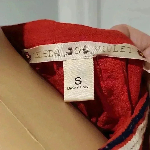 Chelsea and violet blouse - Picture 6 of 6